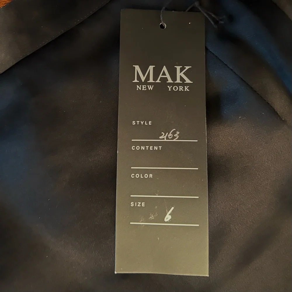 MAK New York • NEW Black Silk Lined Pencil Skirt | Beautiful & Classic | size 6 - Picture 4 of 11